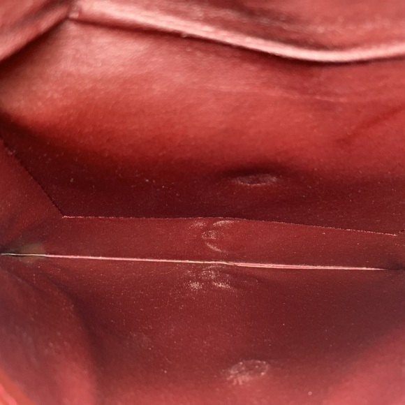 Cartier Must de Cartier Clutch Leather Bag in Burgundy - Picture 16 of 16